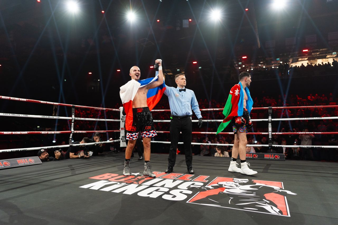 Knockouty, výhry, zápasy celebrit a napjatá atmosféra – takový byl debutový turnaj Hell Boxing Kings v Miskolci